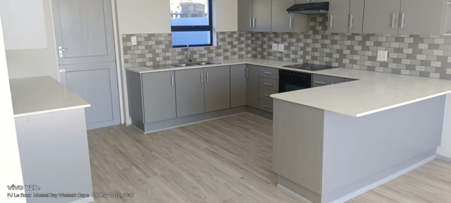 3 Bedroom Property for Sale in Hartenbos Central Western Cape